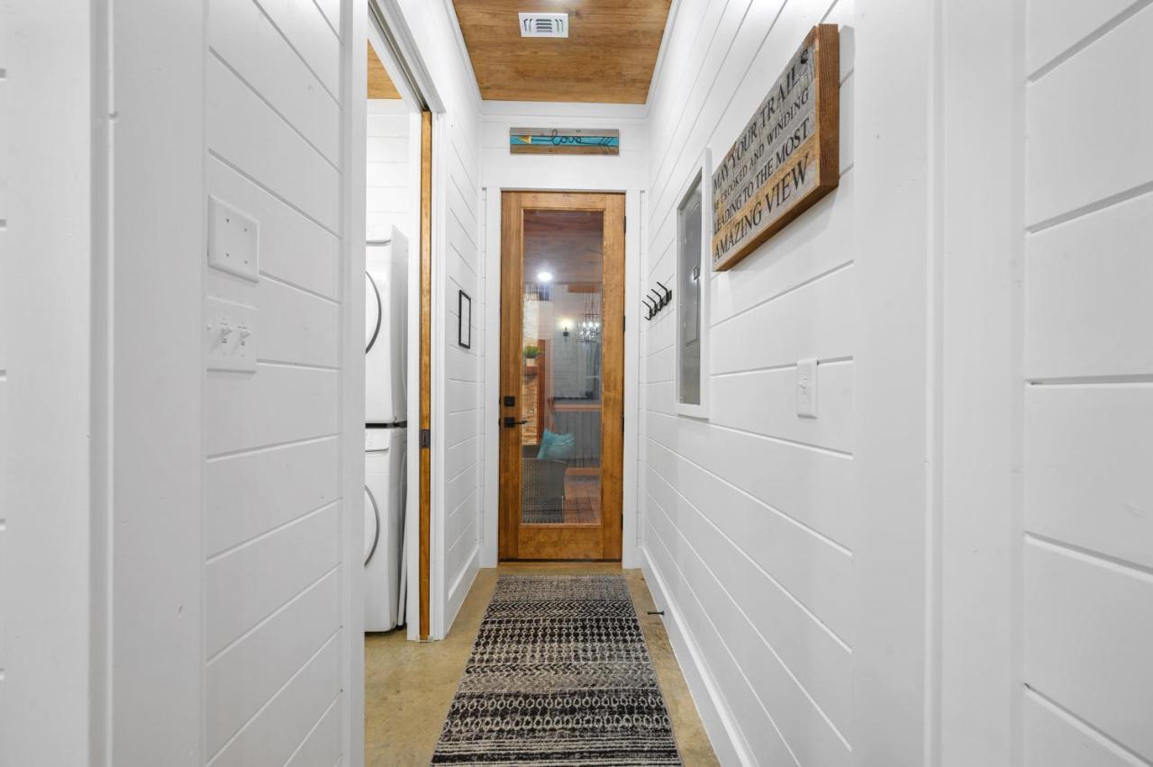 Villa Bella Luna Cabin - Cozy Farmhouse Cabin, Private Deck, Swing Set, Fire Pit, Hot Tub à Broken Bow Extérieur photo